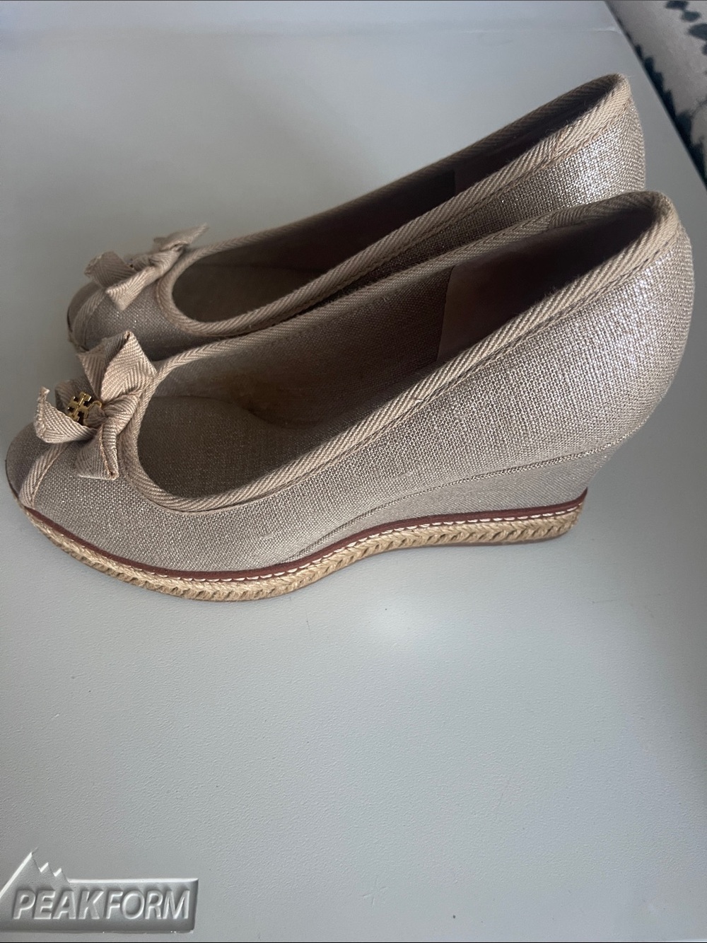Women’s Cream Espadrille Wedge Pumps with Bow Tory Burch Size 8 - Picture 8 of 9